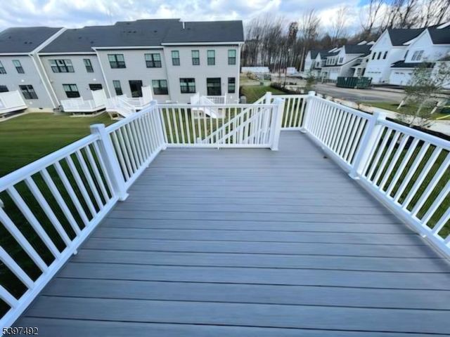 26 Blackmoor Ln, Randolph Twp., NJ 07869