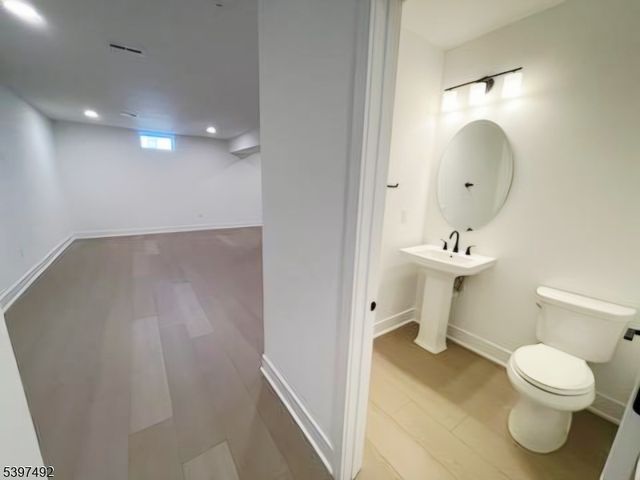 26 Blackmoor Ln, Randolph Twp., NJ 07869