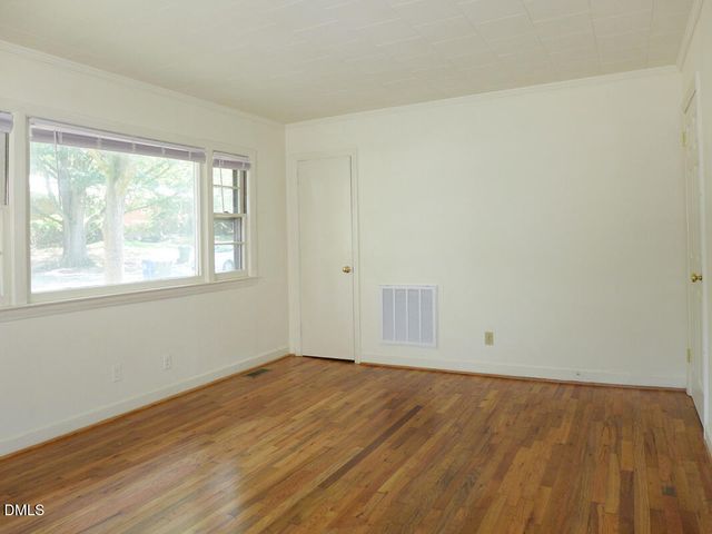 111 Isley Street, Chapel Hill, NC 27516