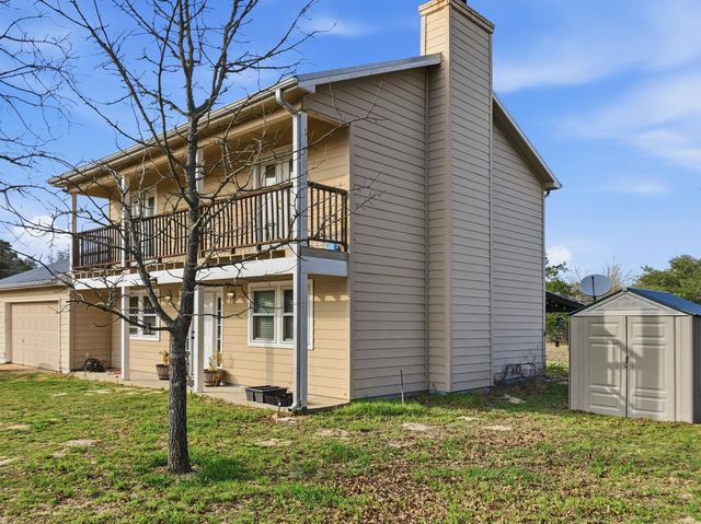 1471 County Road A, Lexington, TX 78947