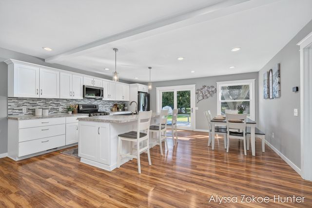 1938 Moerland Court NW, Grand Rapids, MI 49504