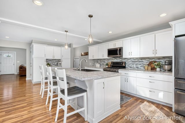 1938 Moerland Court NW, Grand Rapids, MI 49504