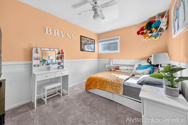 1938 Moerland Court NW, Grand Rapids, MI 49504