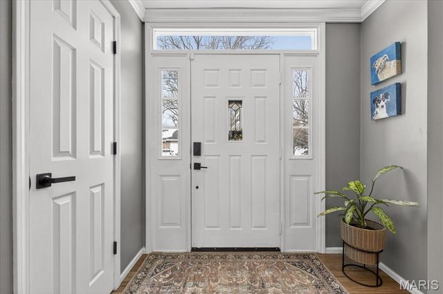 7028 Chalkstone Road, Oakville, MO 63129