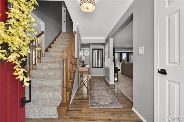 7028 Chalkstone Road, Oakville, MO 63129