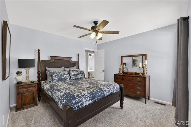 7028 Chalkstone Road, Oakville, MO 63129