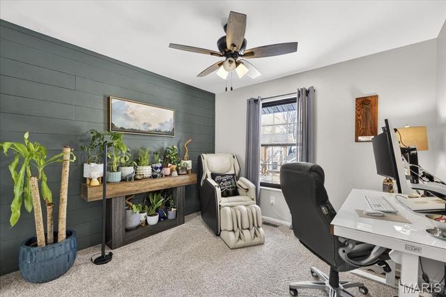 7028 Chalkstone Road, Oakville, MO 63129