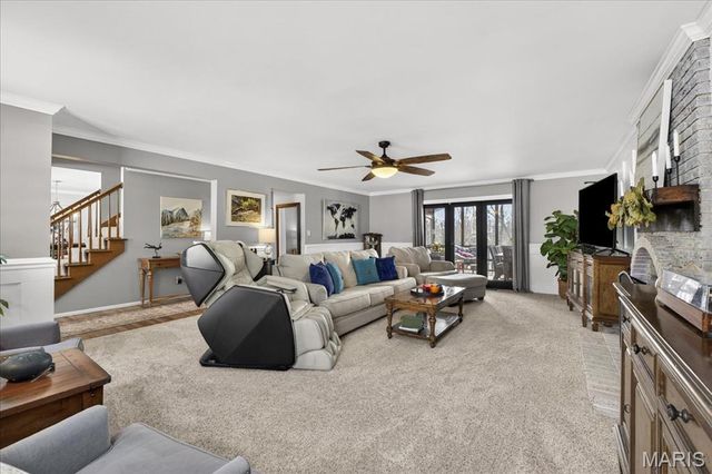 7028 Chalkstone Road, Oakville, MO 63129