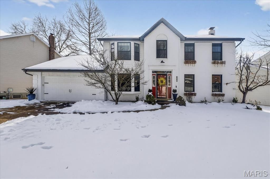 7028 Chalkstone Road, Oakville, MO 63129