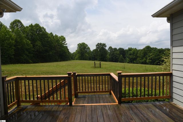 3965 N Highway 101, Greer, SC 29651