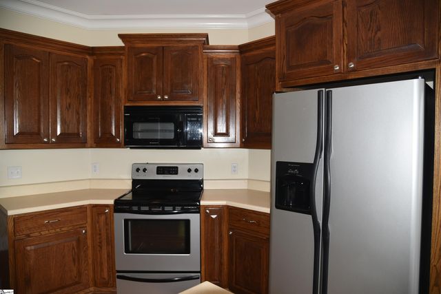 3965 N Highway 101, Greer, SC 29651