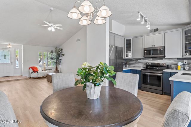 3025 E BREMEN Street, Phoenix, AZ 85032