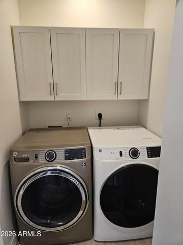264 S ROOSEVELT Street, Tempe, AZ 85281
