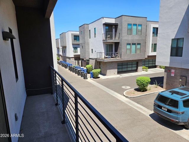 264 S ROOSEVELT Street, Tempe, AZ 85281
