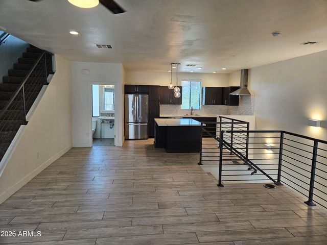 264 S ROOSEVELT Street, Tempe, AZ 85281