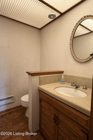 3811 Ashridge Dr, Louisville, KY 40241