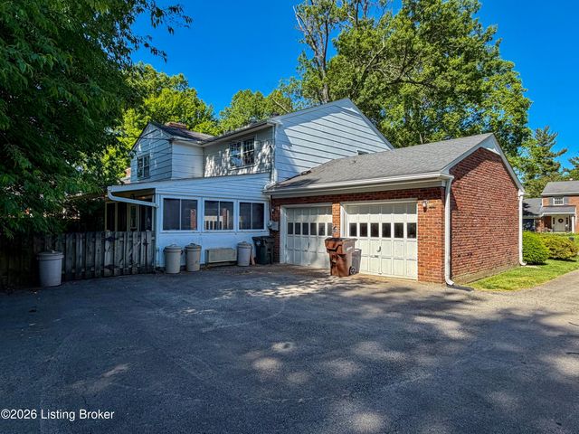 3811 Ashridge Dr, Louisville, KY 40241