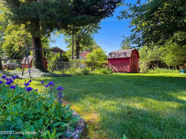 3811 Ashridge Dr, Louisville, KY 40241