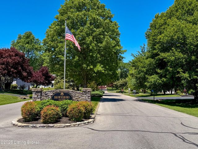 3811 Ashridge Dr, Louisville, KY 40241