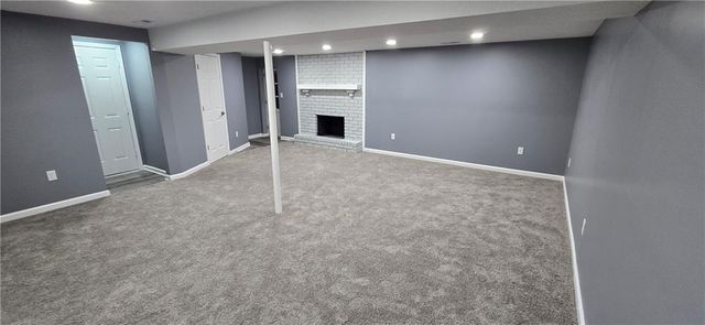 7425 NW 79th Street, Kansas City, MO 64152