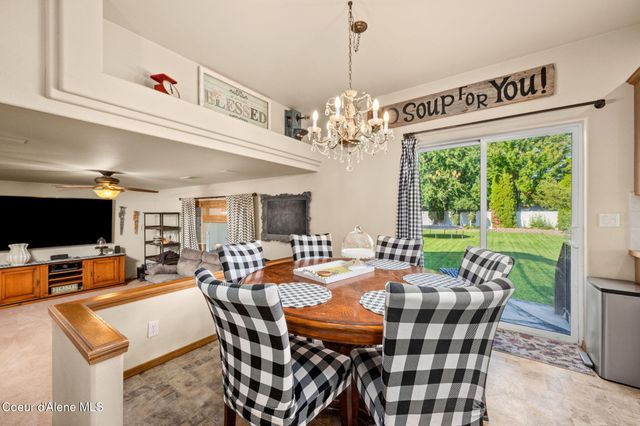 2689 W Loire Dr, Coeur D'alene, ID 83815