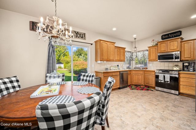 2689 W Loire Dr, Coeur D'alene, ID 83815