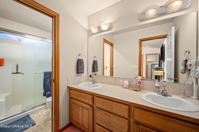 2689 W Loire Dr, Coeur D'alene, ID 83815