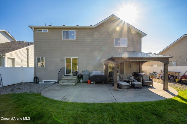 2689 W Loire Dr, Coeur D'alene, ID 83815