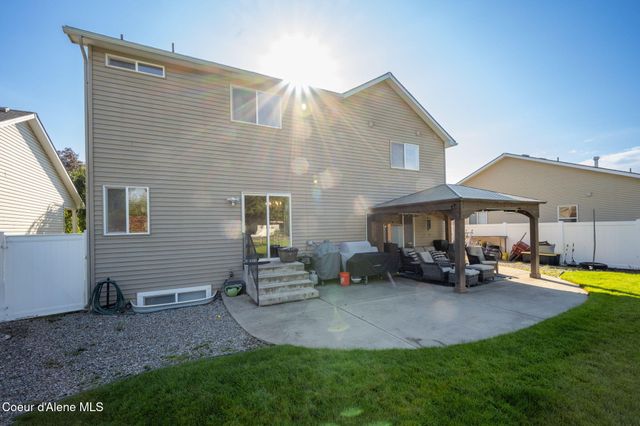 2689 W Loire Dr, Coeur D'alene, ID 83815