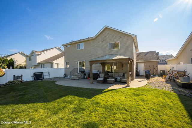 2689 W Loire Dr, Coeur D'alene, ID 83815