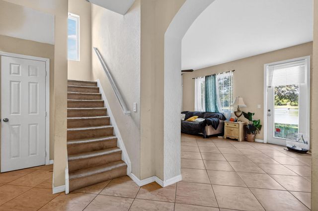 6720 Osage Circle, Greenacres, FL 33413
