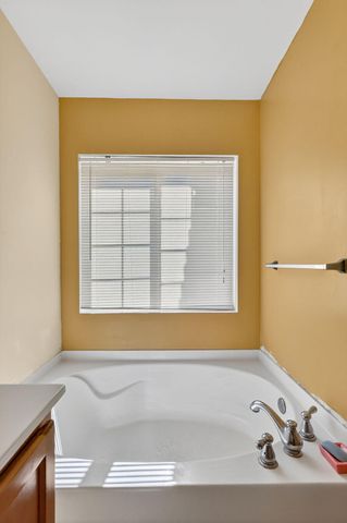 6720 Osage Circle, Greenacres, FL 33413