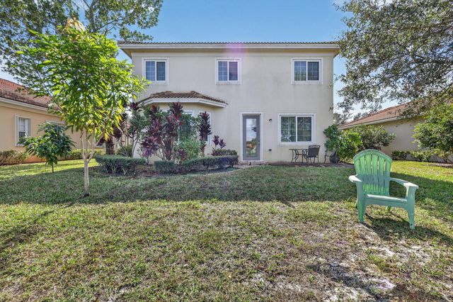 6720 Osage Circle, Greenacres, FL 33413