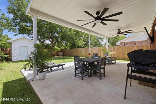 14508 Indian Trails Circle, D'iberville, MS 39540
