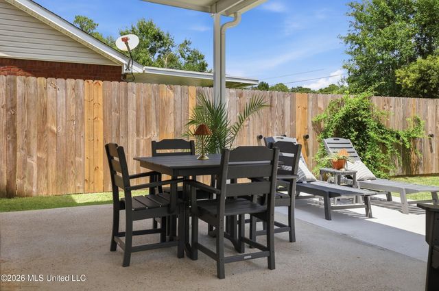 14508 Indian Trails Circle, D'iberville, MS 39540
