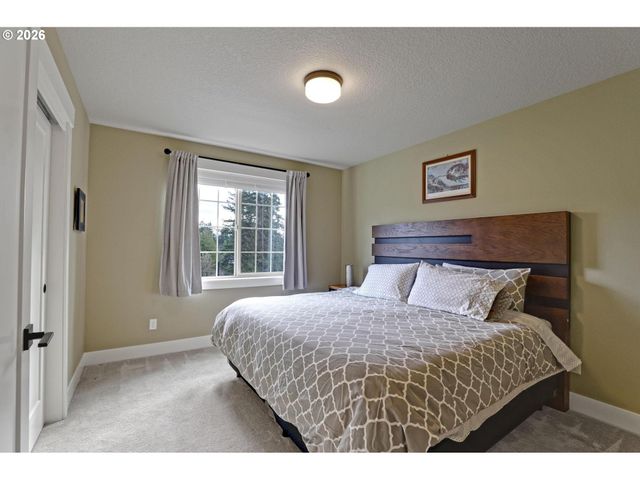 10191 Nw BARNHART Ln, Portland, OR 97229