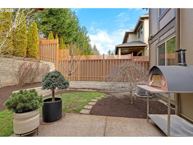 10191 Nw BARNHART Ln, Portland, OR 97229