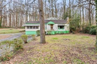 2706 Burton Road NW, Atlanta, GA 30311