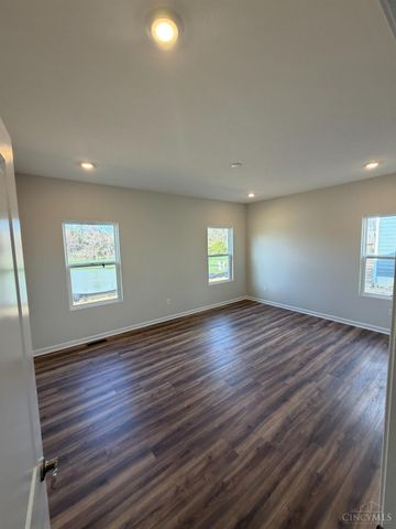 1552 Gabriel Way, Batavia Twp, OH 45103