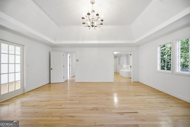 3335 Trails End Road NE, Roswell, GA 30075
