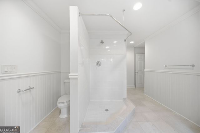 3335 Trails End Road NE, Roswell, GA 30075
