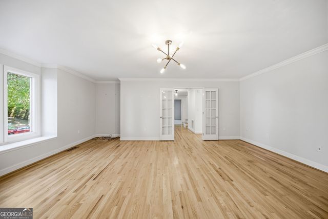 3335 Trails End Road NE, Roswell, GA 30075