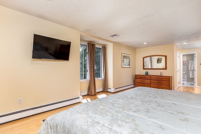 8 Jackson Road, Marblehead, MA 01945