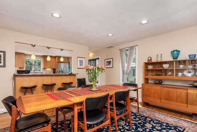 8 Jackson Road, Marblehead, MA 01945