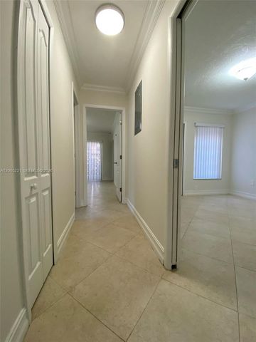 12432 SW 94th Ln, Miami, FL 33186