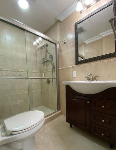 12432 SW 94th Ln, Miami, FL 33186