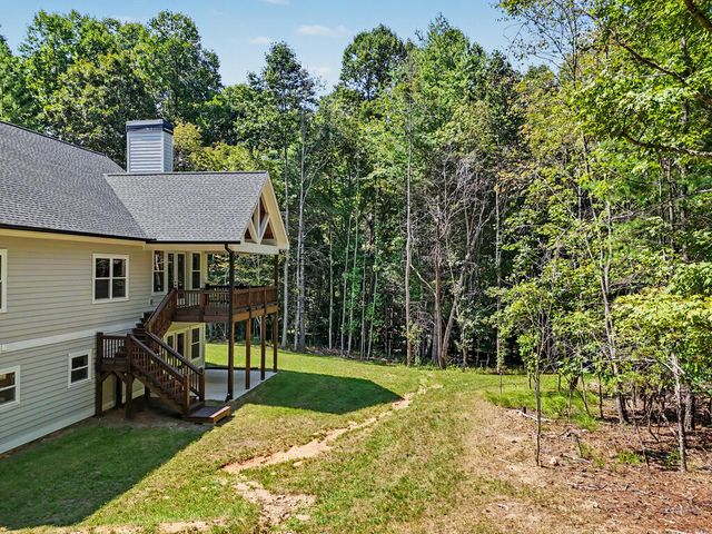 443 Hawks Nest Road, Blairsville, GA 30512