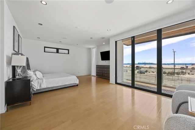 5277 E Ocean, Long Beach, CA 90803
