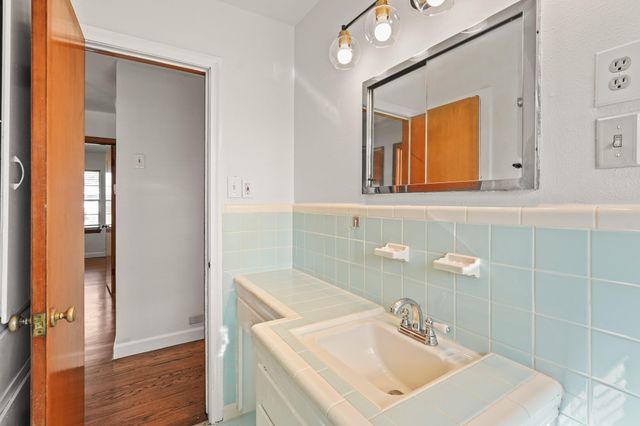 1207 Stonecrest Drive, Houston, TX 77018