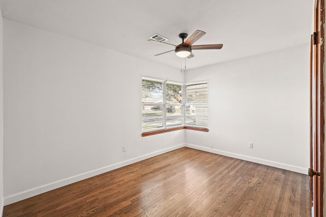 1207 Stonecrest Drive, Houston, TX 77018